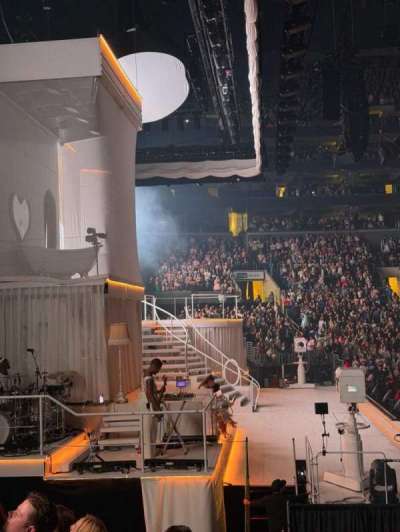 Crypto.com Arena section 114