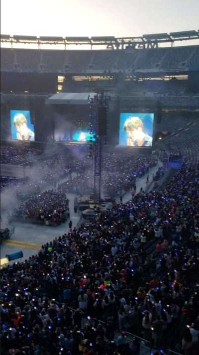 MetLife Stadium section 221a