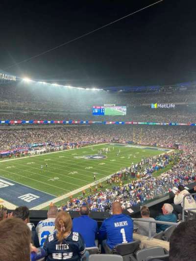 MetLife Stadium section 220a