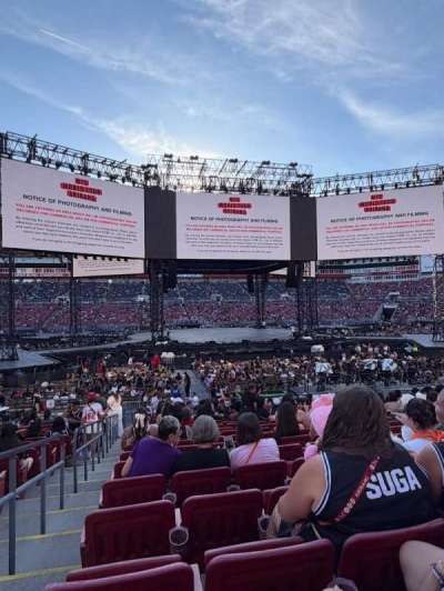 Raymond james stadium section 135