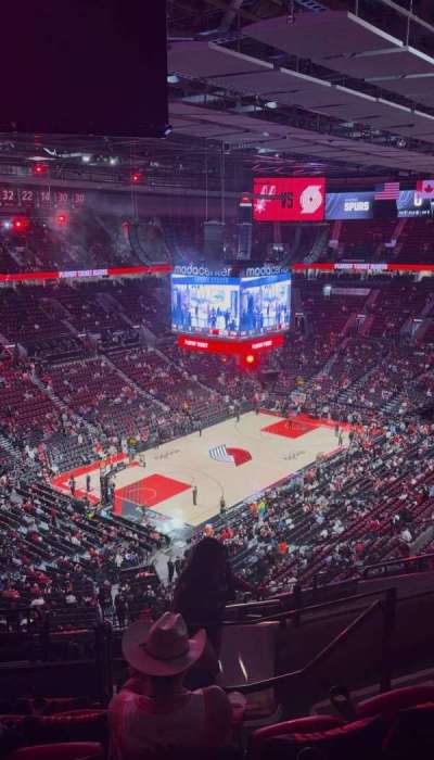 moda center section 306