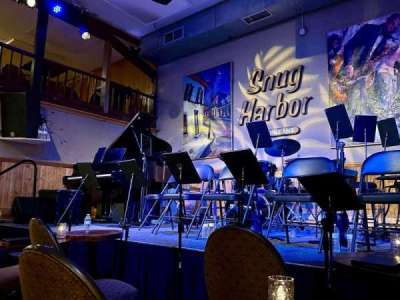 Snug Harbor Jazz Bistro section Table seating