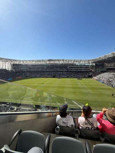Bmo Stadium section 211