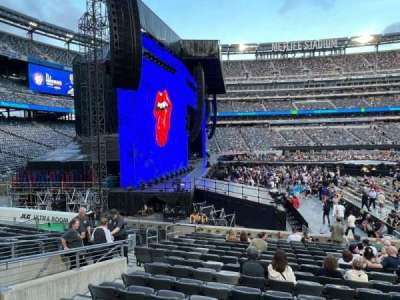 MetLife Stadium section 142