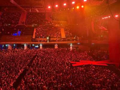 Wiener Stadthalle section 74