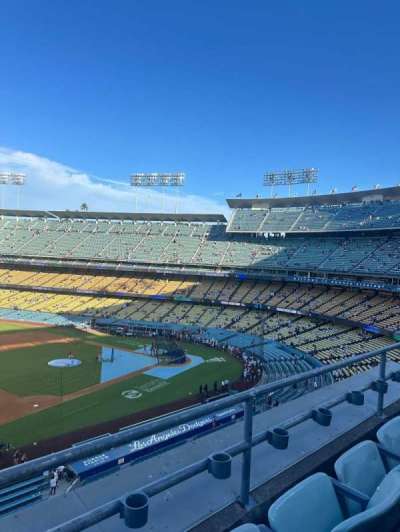 dodger stadium section 27RS