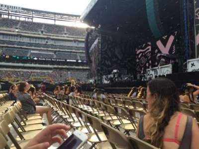 MetLife Stadium section Floor 2