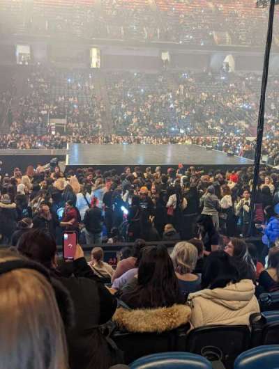 TD Coliseum section Old 123
