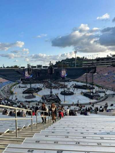 Rose Bowl section 10-L
