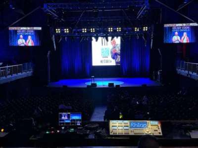 The Paramount, Huntington section 208