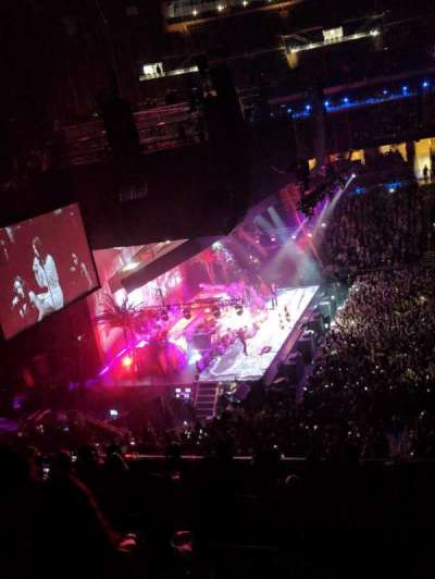 KIA Center section Loge Box I