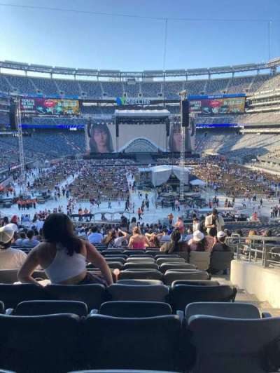 MetLife Stadium section 128