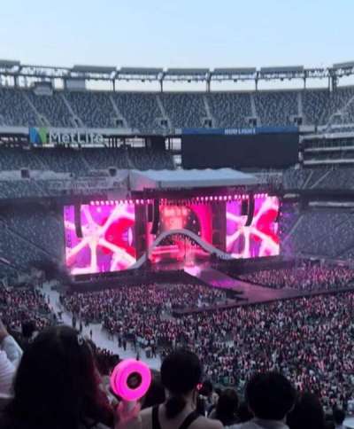 MetLife Stadium section 233