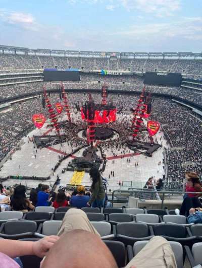 MetLife Stadium section 350