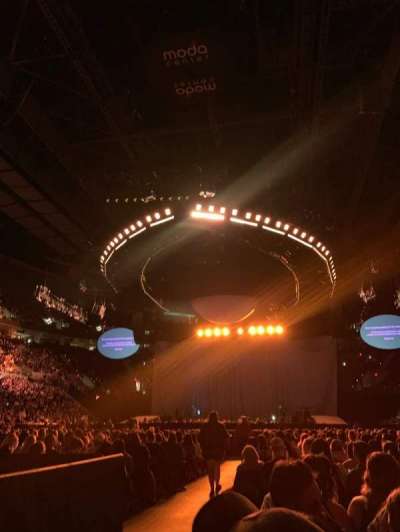 Moda Center section Floor