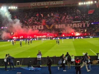 Parc des princes section 128