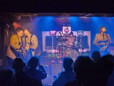 The Cavern Live Lounge