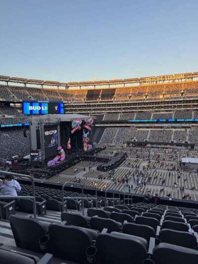 MetLife Stadium section 237