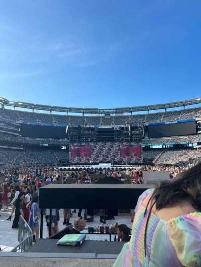 MetLife Stadium section 126