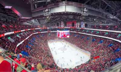 Centre Bell section 330