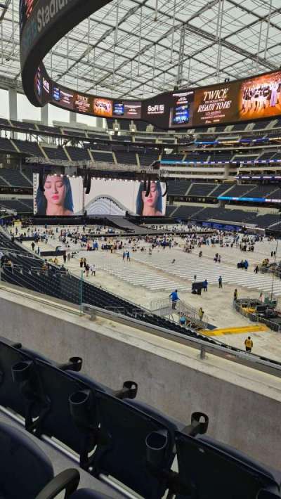 Sofi Stadium section 225