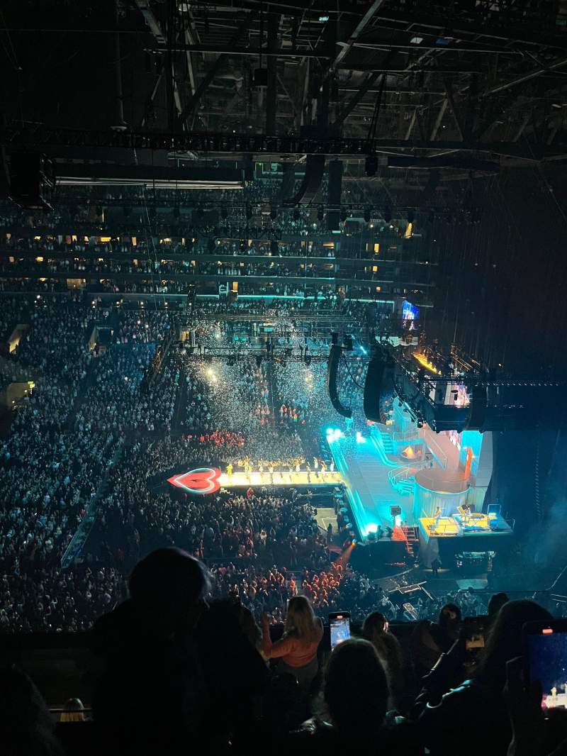 Crypto.com Arena, level 8, Level 300, home of Los Angeles Kings, Los  Angeles Lakers, Los Angeles Clippers, Los Angeles Sparks