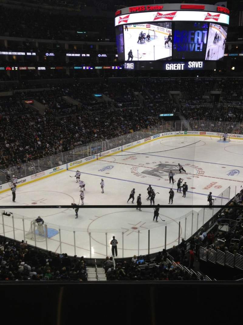 Crypto.com Arena, section SUITE B24, row B, seat 24 - Los Angeles Kings vs  Phoenix Coyotes, shared by kaotikmind